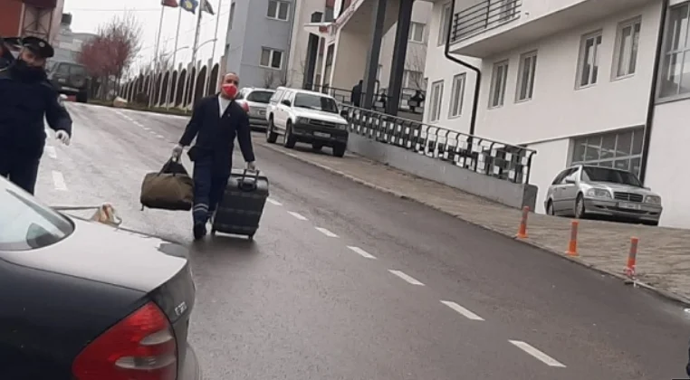 150 personas regresan hoy de Estados Unidos.