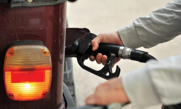 14 compañías petroleras sancionadas con multas de 4m euros, precios calculados