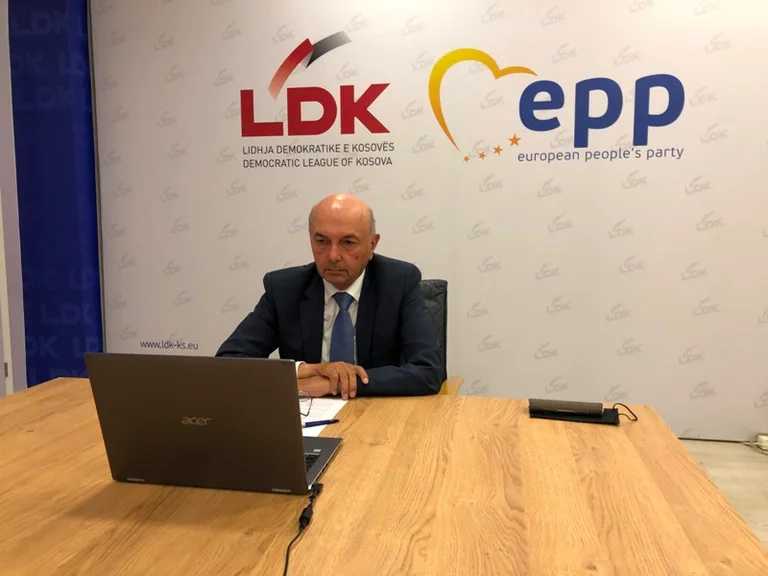 Mustafa partecipa al vertice del Partito popolare europeo, leader dei Balcani occidentali