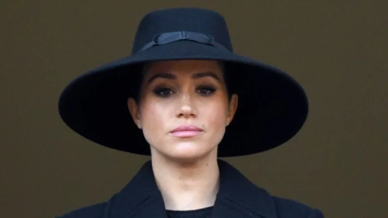 El camarógrafo que trabajó con Meghan Markle dice que actuó como diva cuando las cámaras se apagaron.