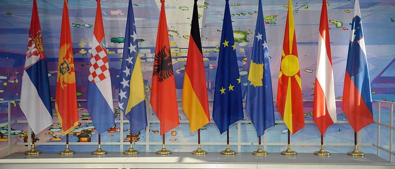 What are the main points of the EU Summit agenda Thaci participates in