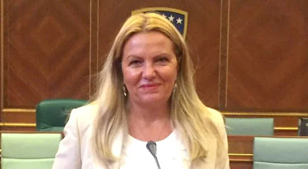 Heure Kadriaj demande aux ambassadeurs des notes sur les personnes rapatriées au Kosovo pendant la pandémie