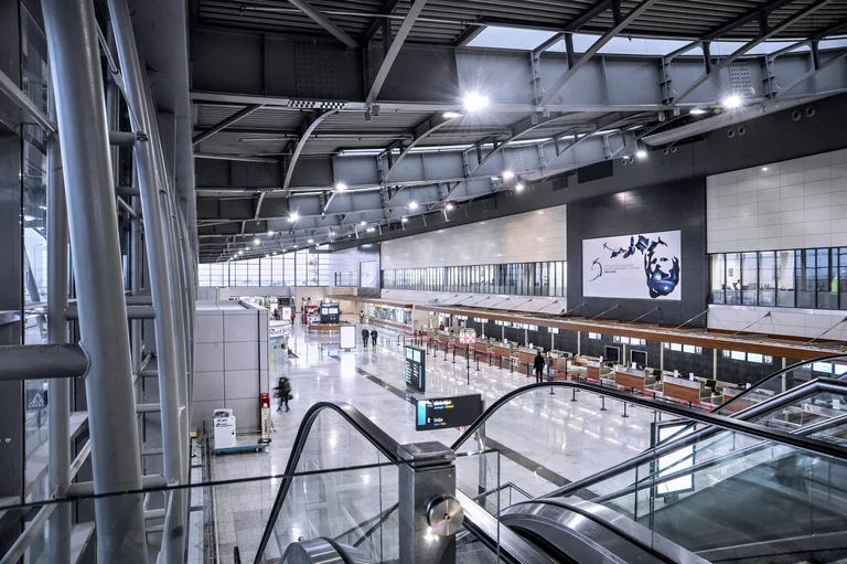 Wann wird der Flughafen im Kosovo geöffnet? Sprechen von MIA