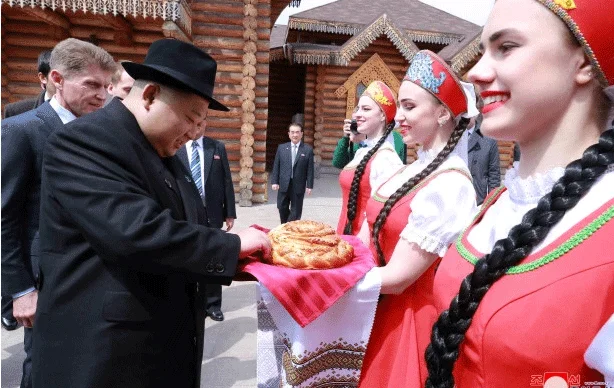 Kim Jong Une équipe de plaisir, filles vierges divertir les meilleurs leaders nord-coréens