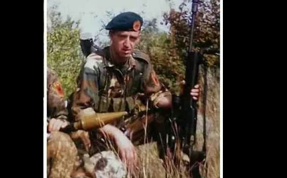 KLA Veteran's berührende Geste