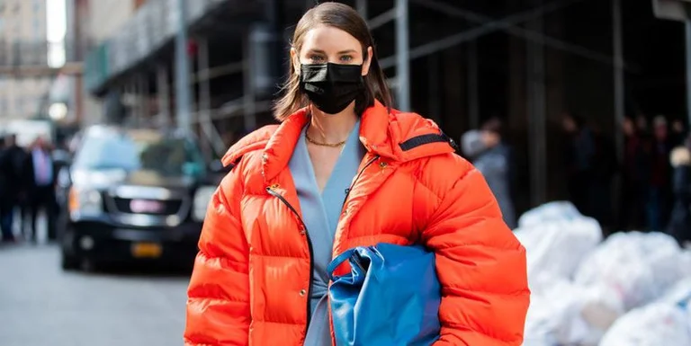 Pandemia: Come l'industria della moda era Hit e che cosa sta succedendo ora