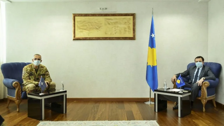 KFOR Commander Reese announces Prime Minister Kurti that a limited number of soldiers have been infected