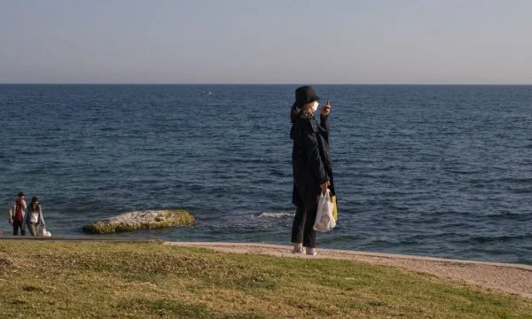 La Grecia prevede di ospitare turisti quest'estate