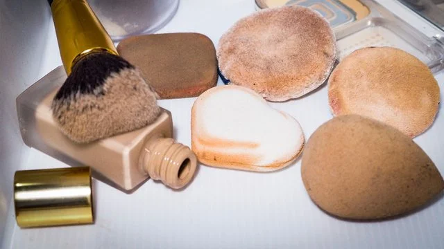4 simple steps like t'you clean the brushes make up without damaging