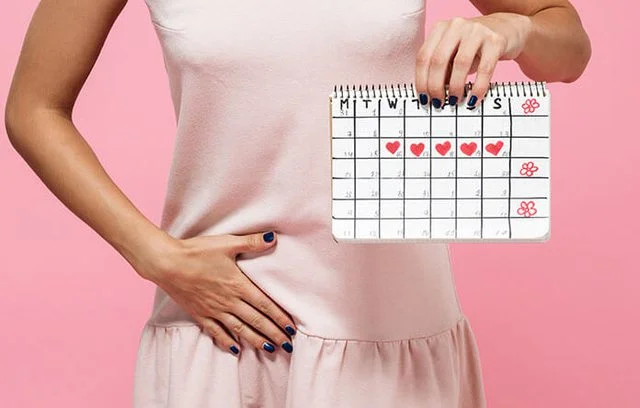 Con o senza dolore, ecco perché le donne hanno un periodo