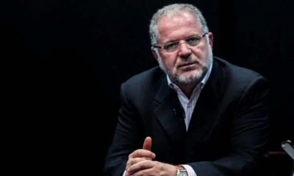 Il consigliere di Kurti dice che Baton Haxhiu è il consigliere di Thaci, Behram lo chiama propaganda