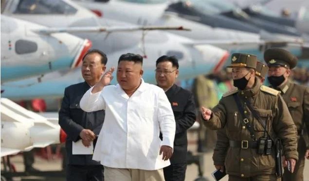Kim Jong-un ist lebendig