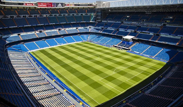 La forma inusual de que la atmósfera está siendo planeada para desarrollar en los estadios no estimulados de La Ligas
