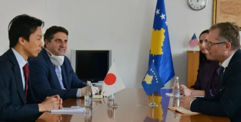 Il Giappone è disposto a sostenere il Kosovo nell'affrontare la pandemia Codvis-19