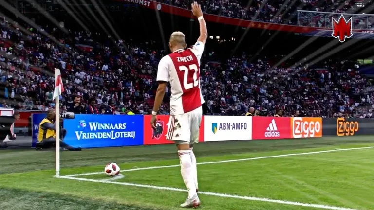 En Hollande aujourd'hui, la saison de football est annulée, Ziyech est sur le point d'être transféré au géant anglais