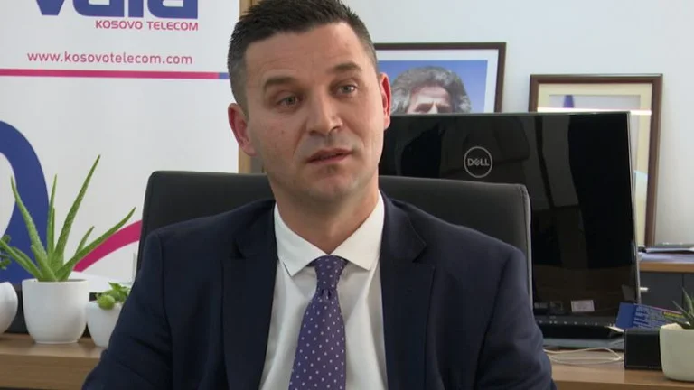 Istrefi considera l'incontro chiamato per il nuovo Telekom Board di oggi illegale