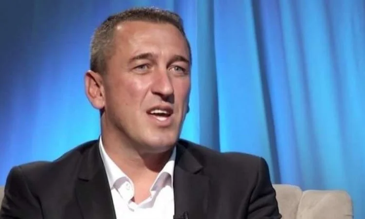 Nenad Rassic ne parle pas albanais, mais serbe : Je suis innocent, mais je vais le prouver.