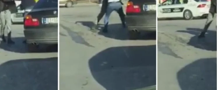 Accidentada, luego sacada de coches y golpeada entre dos personas en Malisheva