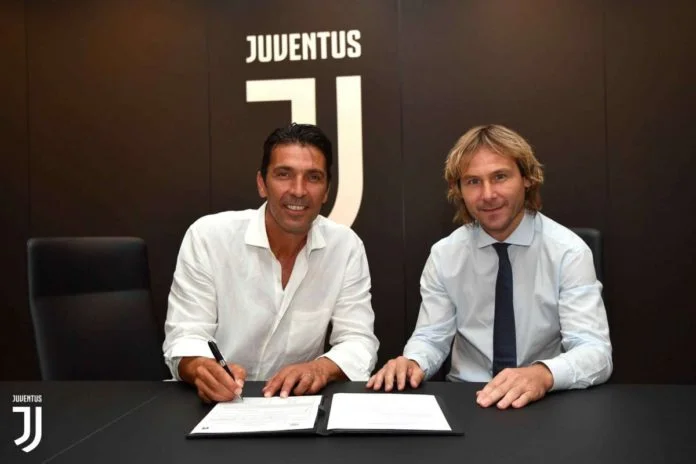 Buffon con il nuovo contratto diventa il terzo giocatore più anziano della storia della Serie A.
