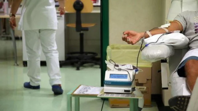 Plasmathesia salva la gravidanza di 28 anni dalla coronaria, primo caso del mondo