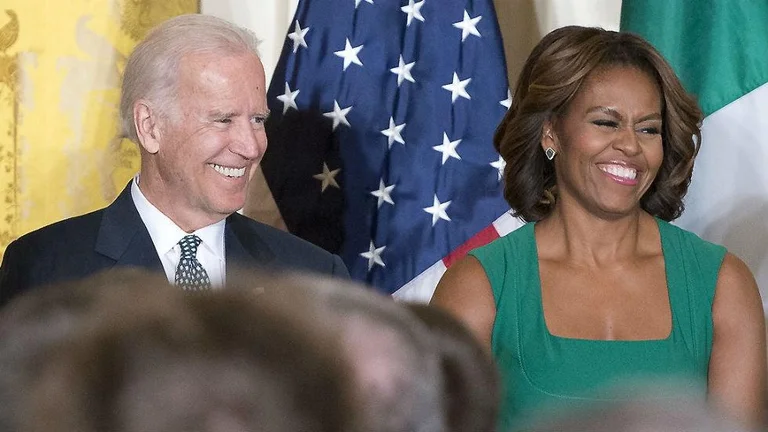 Joe Biden: Lo prenderei in un batter d'occhio della moglie di Obama per il vice presidente.