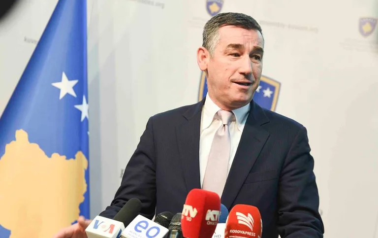 Wessel: Certains politiciens ont construit une carrière qui nie les grandes réalisations du Kosovo