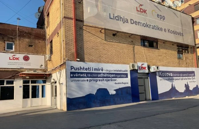 Bureaux LDK attaqués la nuit, câbles Internet cassés