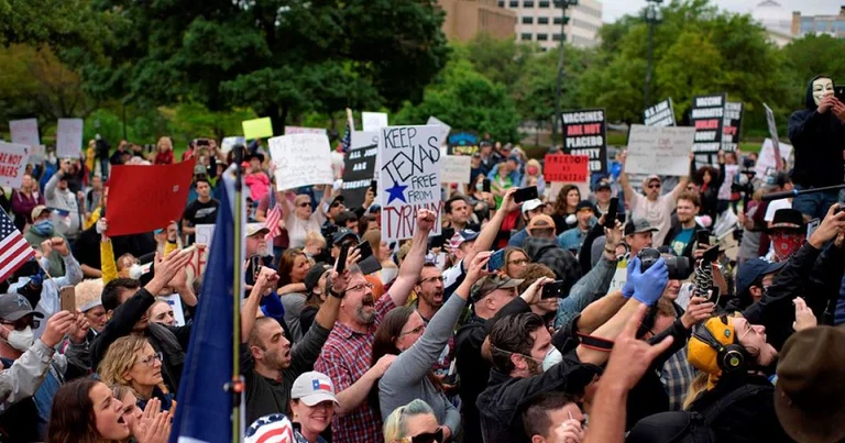 Facebook will erase several videos from mass protests in the US against quarantine