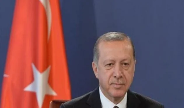 Oltre 90 mila infetti in Turchia, Erdogan imposta l'ora della polizia in 31 città