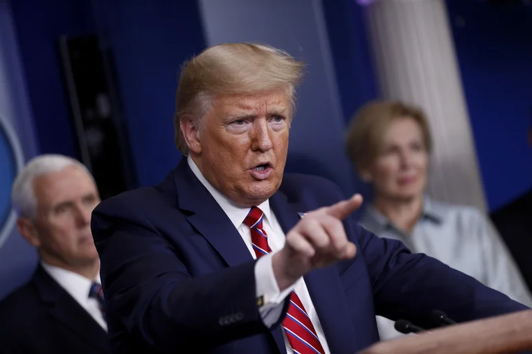 U.S.A. alert to the coronavirus, Trump comes out with a new decision