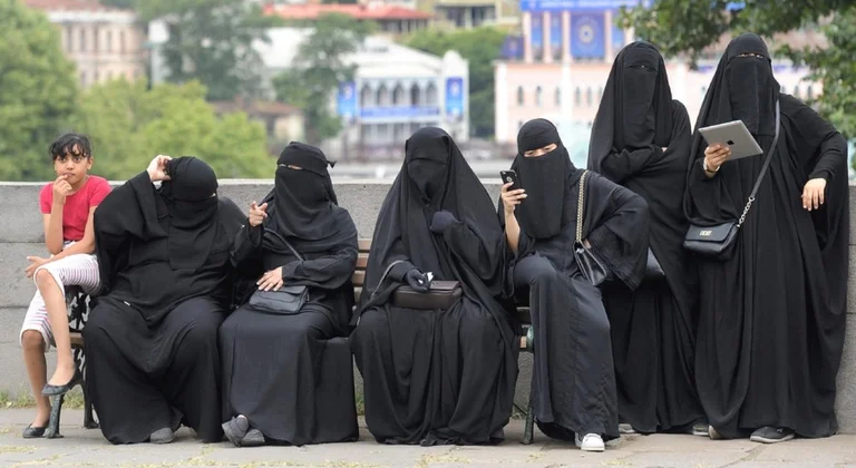 Viele sind blaming Muslime für die Ausbreitung des Koronariens: Angriffswelle gegen sie foretold