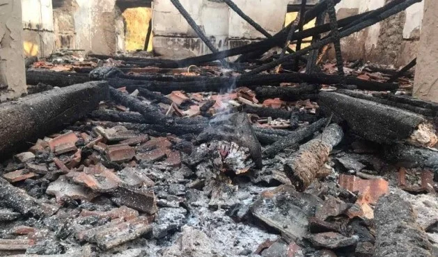 MPBAP condanna la moschea ardente in Vrboc di Drenas