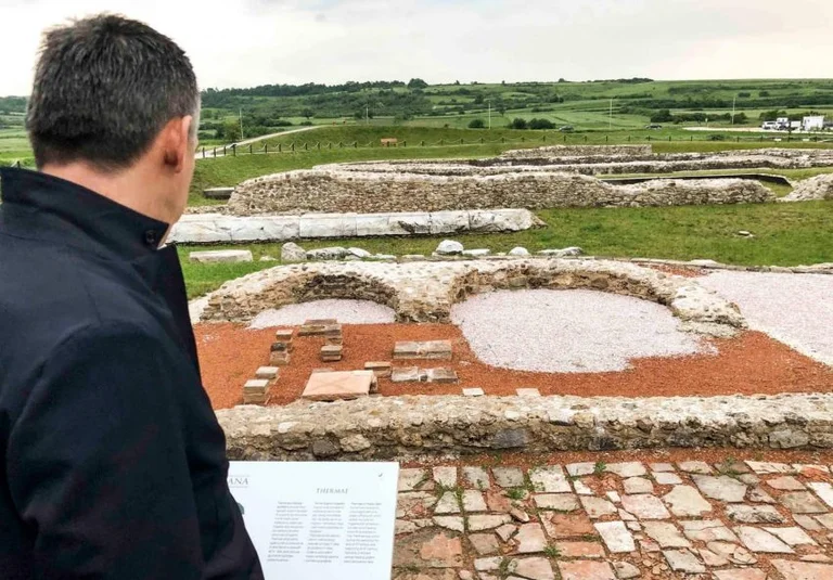 Wessel durante la Giornata Internazionale del Monumento: Oggetti del Nostro Patrimonio