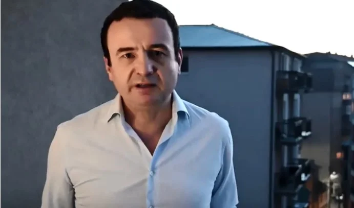 Kurt sort: Rester à la maison est parfait