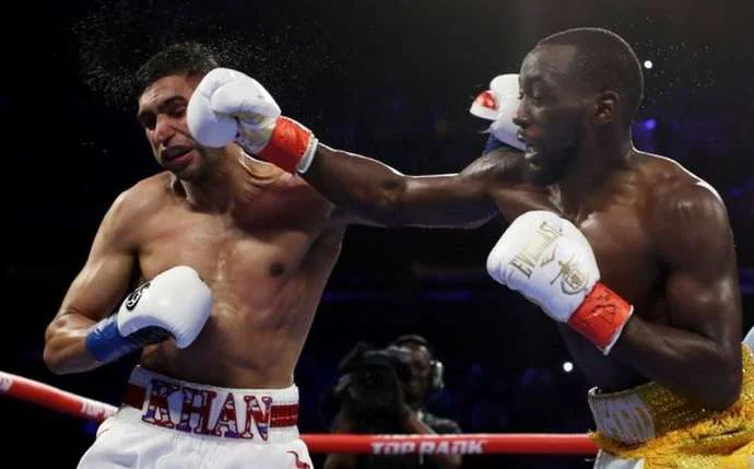 Shocks world boxing champion: Coronavius is not what they're saying, they're using fear to control us.