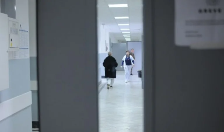 Mikrobiologu kosovar: Qëndrimi në shtëpi e ndërprenë zinxhirin e përhapjes së koronavirusit