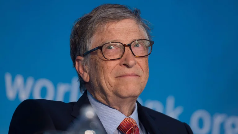 Bill Gates: Lo que Trump está haciendo es muy peligroso.