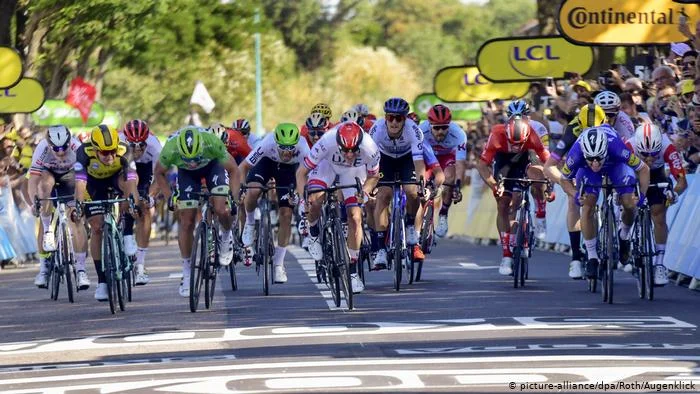 Tour de France è anche annullato