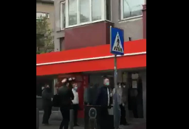 SLEASE: Pristina is massively running through ATMs for fear of isolation tomorrow (VIDEO)