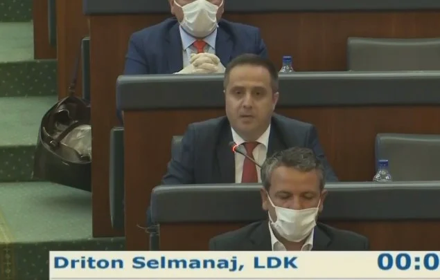 Vjosa Osmani kollidiert unheimlich mit Driton Selmanaj