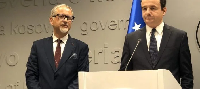 Kurti and Vitita hold media conference at 7:00 p.m.