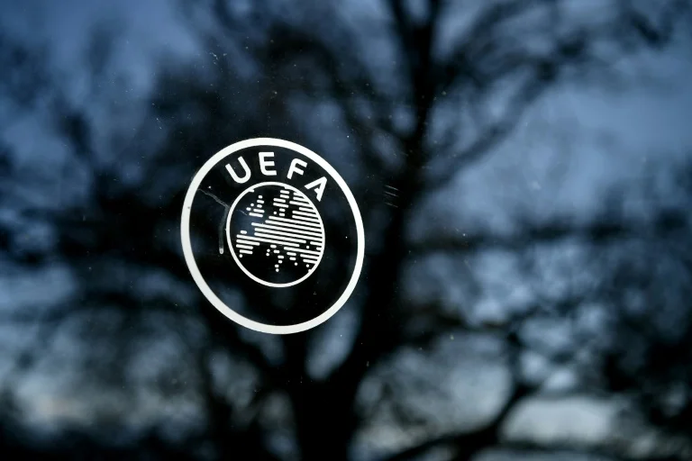 Set W EFA, este es el mes en que se están lanzando los partidos de Champions League