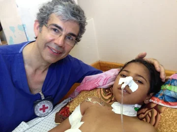 Dottore di guerra: La guerra contro il Coronavist peggio della guerra di sangue in Siria
