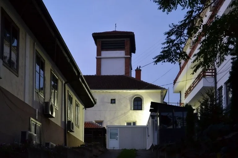 Serbian Church in Pristina fights corruption under unverified Russian model