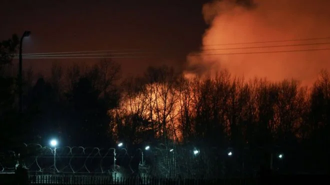 La policía los provocó, los prisioneros incendiaron las celdas
