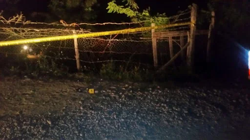En la casa del sospechoso que lo mató y quemó a su hermano en Rahovec, la policía encuentra mucho dinero