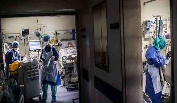 CNN: At a hospital in Detroit, people die in the corridors medical sisters refuse to work