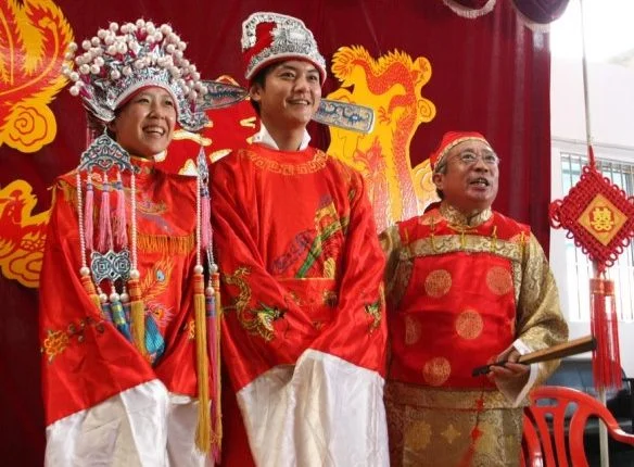 Tour del comune: Dopo l'apertura a Wuhan scoppia “pidemia