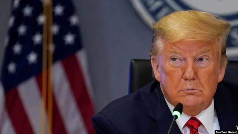 Trump active la Garde Nationale pour combattre le Coronavirus