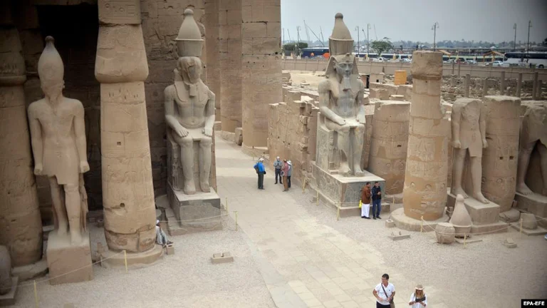 L'Égypte interdit les rassemblements religieux pendant le Ramadan en raison du Coronavirus